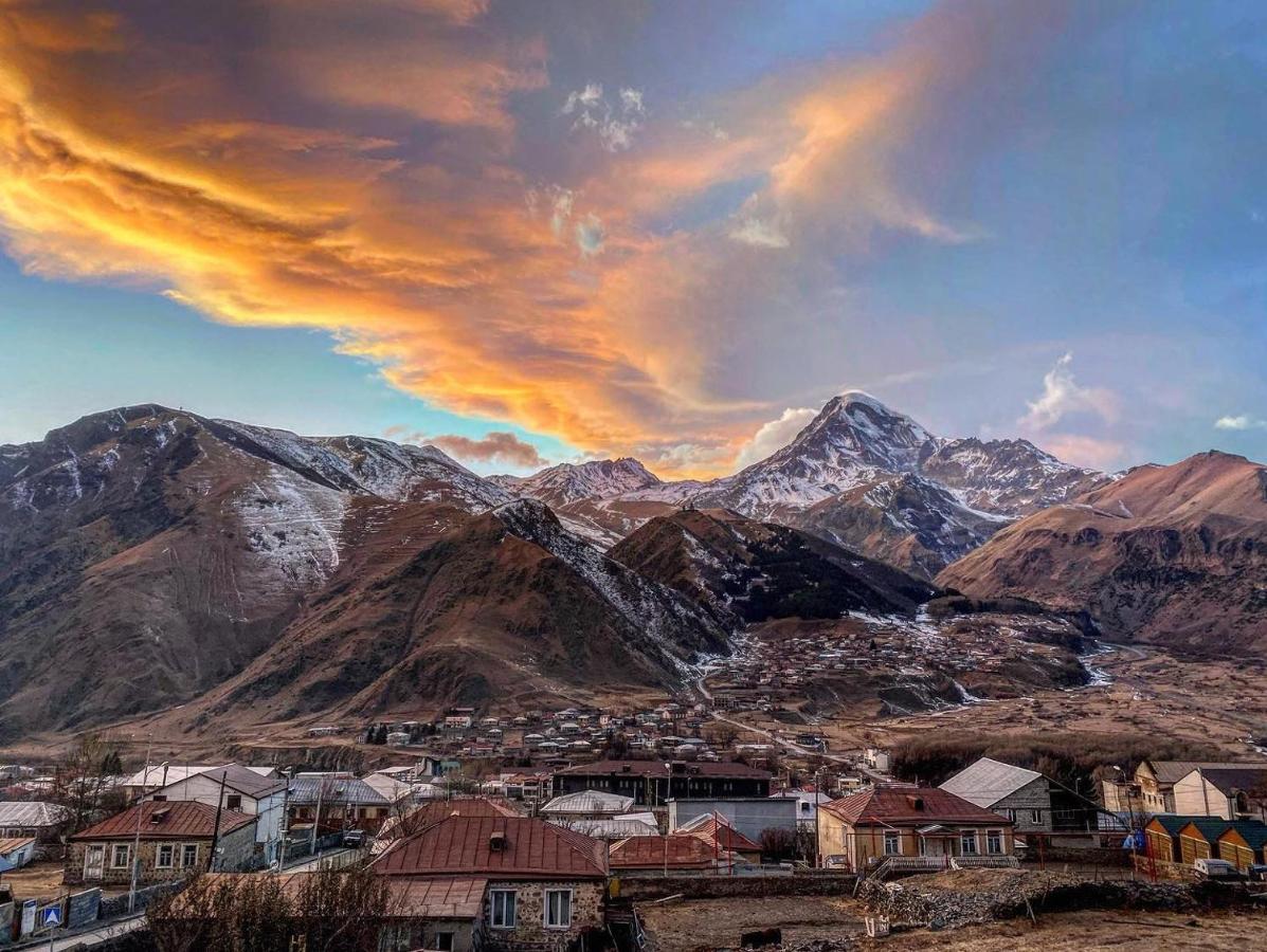 Alpine Lounge Boutique Hotel Kazbegi Εξωτερικό φωτογραφία
