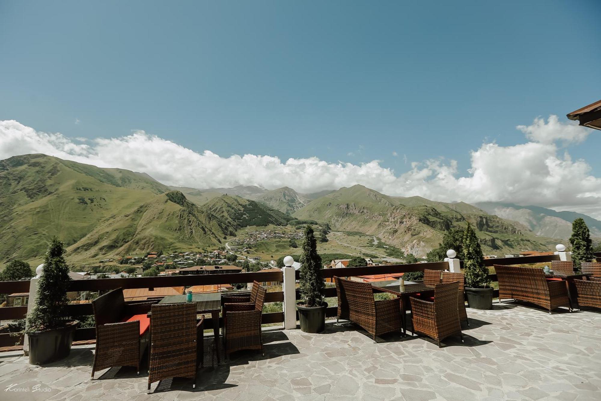 Alpine Lounge Boutique Hotel Kazbegi Εξωτερικό φωτογραφία
